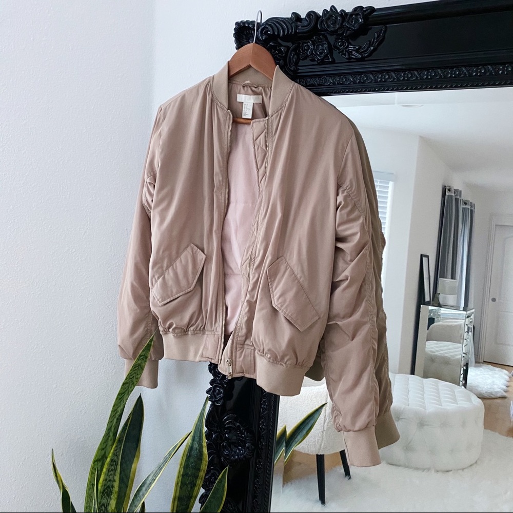 H&M | Women’s Oversized Tan Bomber Jacket